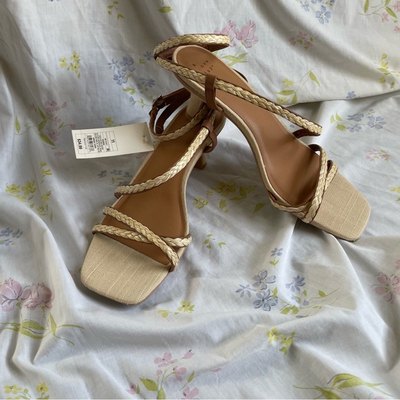 A new day heels - Picture 2 of 13